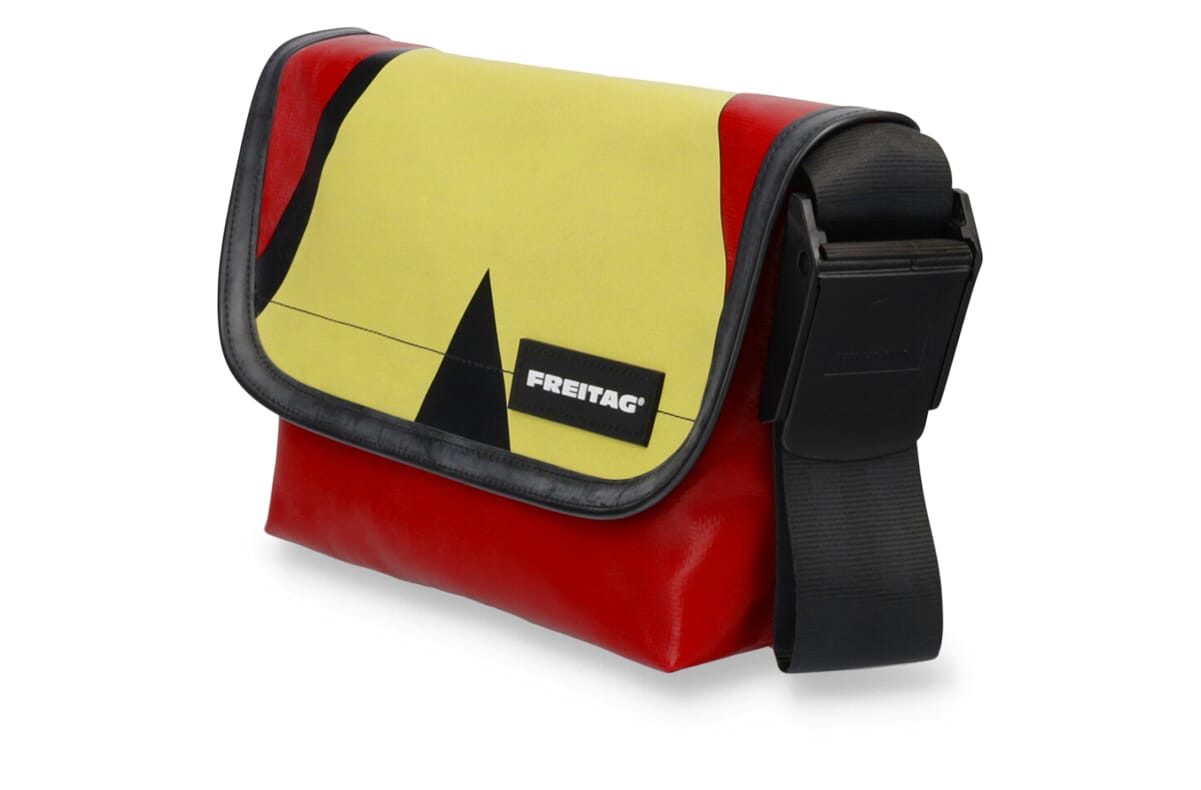 Shoulder bag F41 Hawaii Five-O, 4081196 tomato red | Manufactum