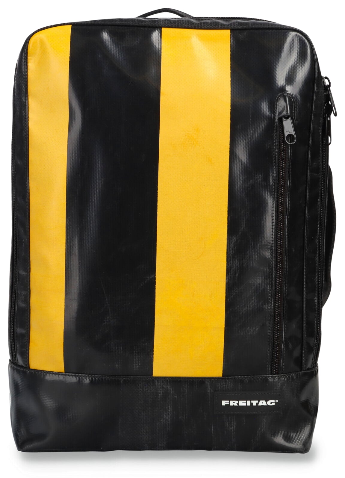 FREITAG - legendary bags made from old truck tarpaulins | MAGAZIN