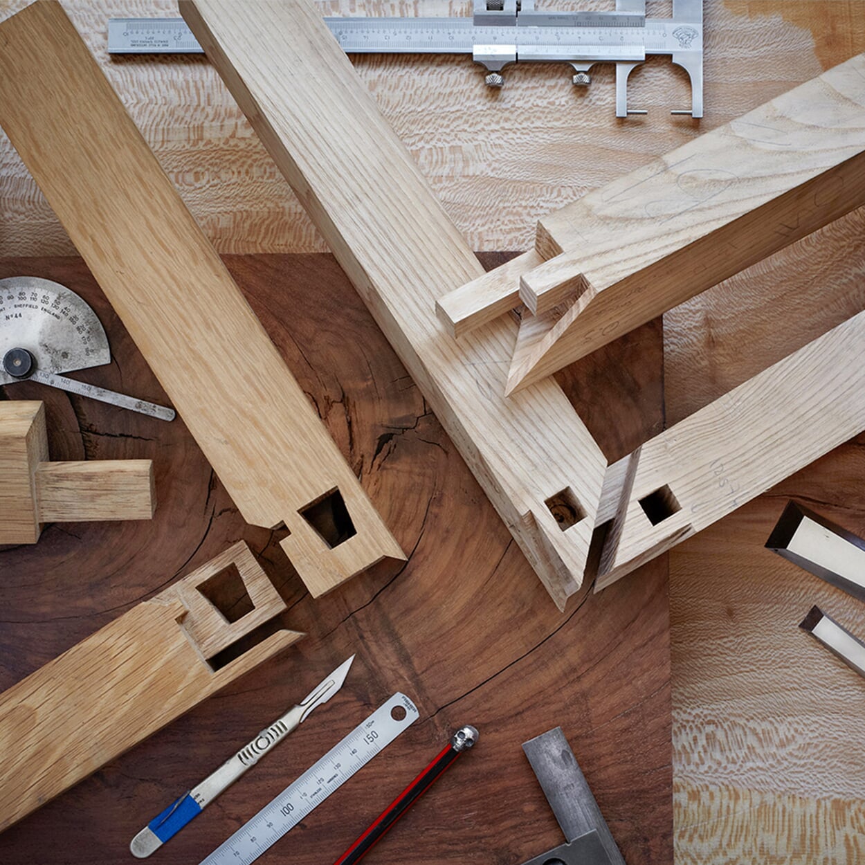 Eine Kunst für sich: traditionelle Holzverbindungen