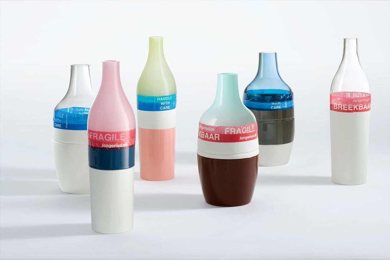 Das hält: Die niederländische Designerin Hella Jongerius verband die Teile ihrer Vasen mit Klebeband