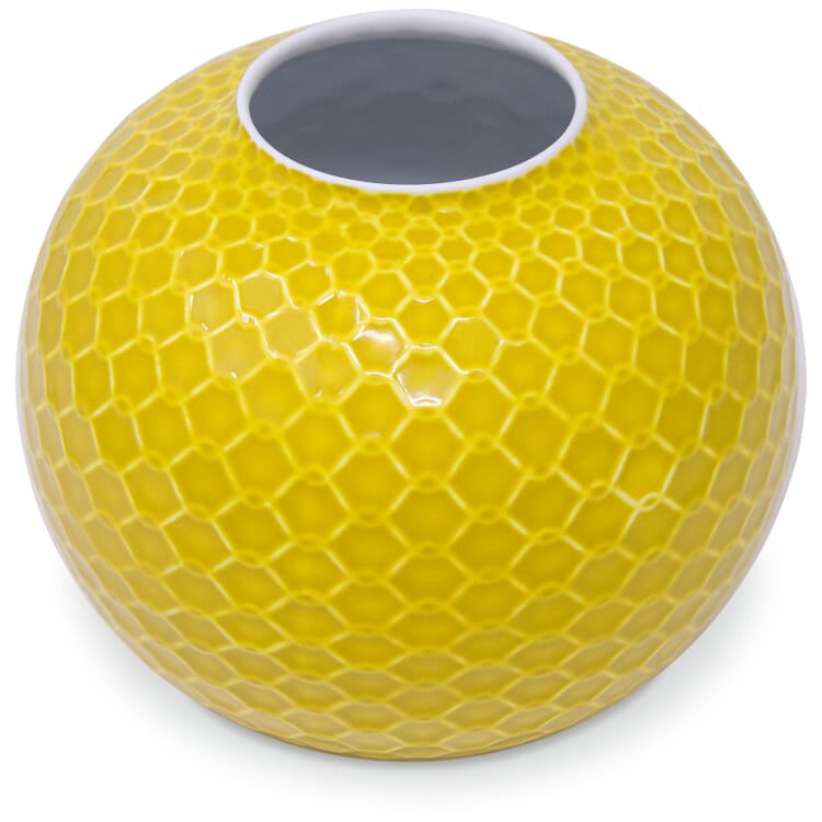 Vase speech, Mustard yellow